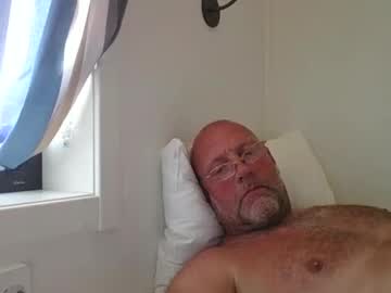 Sandnesrune523 Chaturbate stream image from August 18, 2025