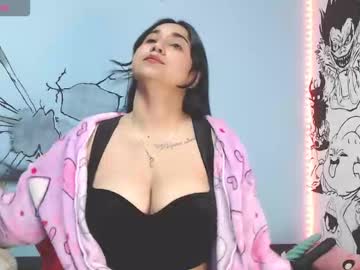 Annyyee Chaturbate stream image from August 18, 2025