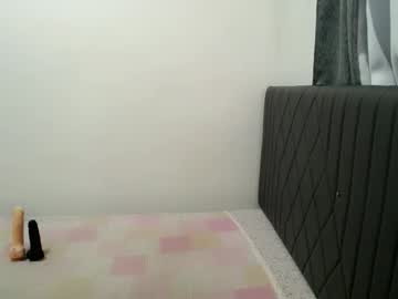 Hot_Lunax Chaturbate stream image from August 18, 2025