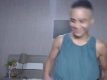 Liiamthompson Chaturbate stream image from August 18, 2025