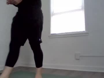 Crossjoey393870029 Chaturbate stream image from August 18, 2025