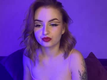 Katehanks Chaturbate stream image from August 18, 2025