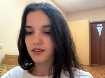Moniquecallum Chaturbate stream image from August 18, 2025