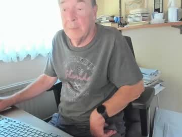 Cammee Chaturbate stream image from August 18, 2025