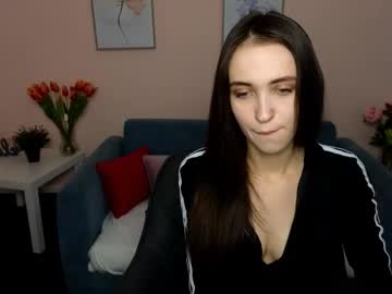 Ellaasteele Chaturbate stream image from August 18, 2025
