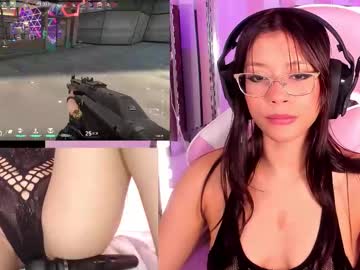 Pinky_Gamer Chaturbate stream image from August 18, 2025
