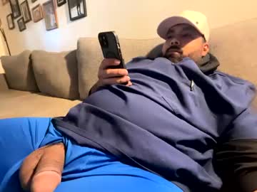 Bigheadaddy90 Chaturbate stream image from August 18, 2025
