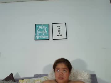 Littlee_Sophiee Chaturbate stream image from August 18, 2025