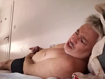Sibemolx Chaturbate stream image from August 18, 2025