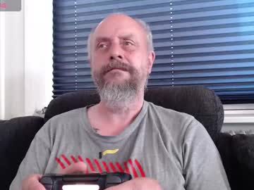 Hardmrlazy Chaturbate stream image from August 18, 2025