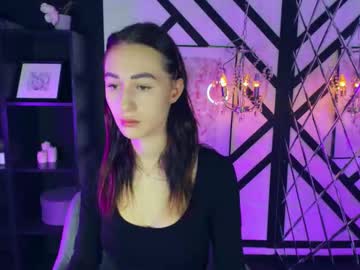 Misty_Blaze Chaturbate stream image from August 18, 2025