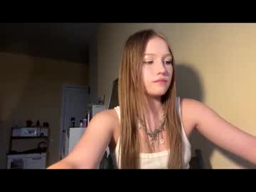 Magnetic_Bubu Chaturbate stream image from August 18, 2025