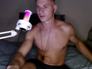 Puremenshape Chaturbate stream image from August 18, 2025