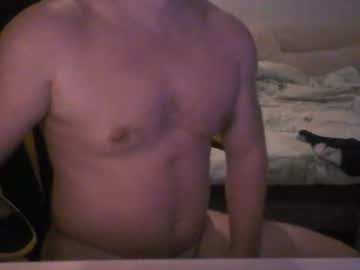 Andr883 Chaturbate stream image from August 18, 2025