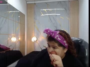 Catalella_G Chaturbate stream image from August 18, 2025