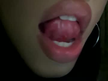 Sofiajules Chaturbate stream image from August 18, 2025