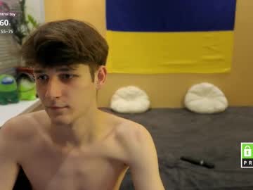 Wesides Chaturbate stream image from August 18, 2025