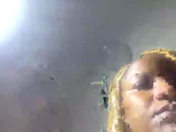 Clare07 Chaturbate stream image from August 18, 2025