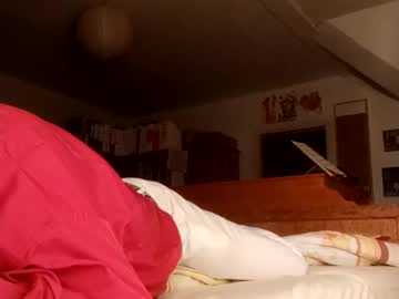 Derliebegottamor Chaturbate stream image from August 18, 2025