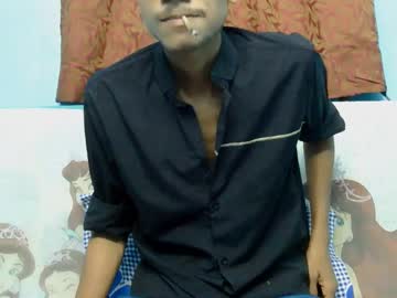 Skinny_Leo Chaturbate stream image from August 18, 2025