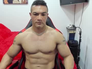 Santi_Pastori Chaturbate stream image from August 18, 2025