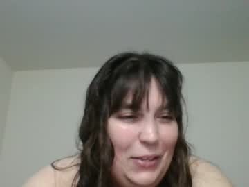 Bigtittywitch90 Chaturbate stream image from August 18, 2025