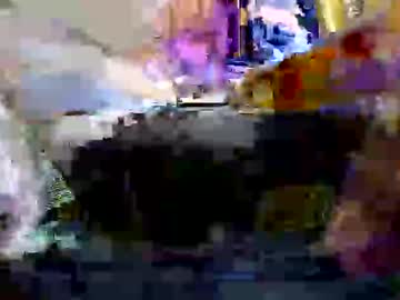 Dad2uall Chaturbate stream image from August 18, 2025