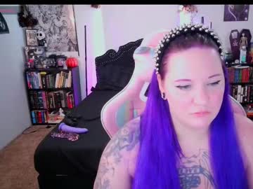 Faeofmyth Chaturbate stream image from August 18, 2025