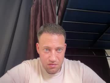 Mrscottyhung10 Chaturbate stream image from August 18, 2025