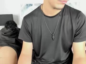 Valerystonne_ Chaturbate stream image from August 18, 2025