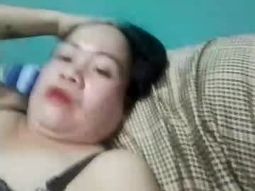 Hotmama2325 Chaturbate stream image from August 18, 2025