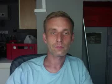Xyztivimate1 Chaturbate stream image from August 18, 2025