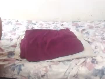 Berrybooty97 Chaturbate stream image from August 19, 2025