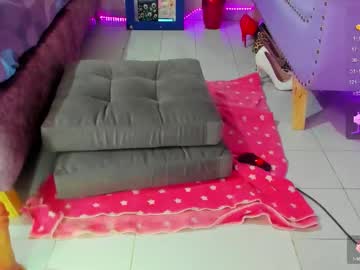 Samantha__Smile__ Chaturbate stream image from August 19, 2025
