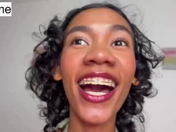 Helen_Hell Chaturbate stream image from August 19, 2025