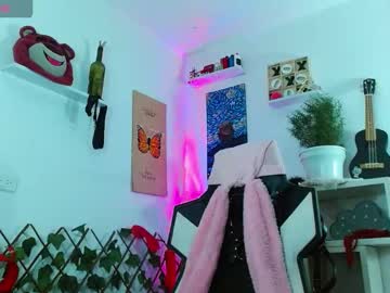 Kitty_Vaal Chaturbate stream image from August 19, 2025