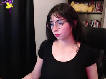 Sunflower_Uwu Chaturbate stream image from August 19, 2025