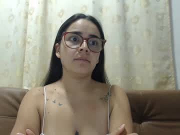 Isemma Chaturbate stream image from August 19, 2025