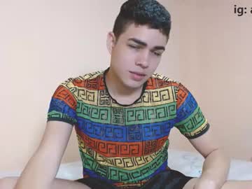 Aleclec Chaturbate stream image from August 19, 2025