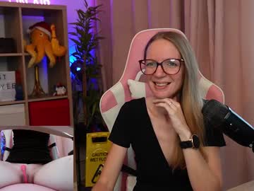 Belle_Alice Chaturbate stream image from August 19, 2025
