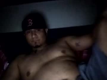 Lovessquiters Chaturbate stream image from August 19, 2025