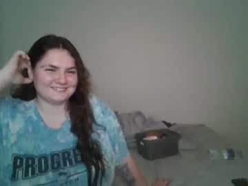 Scarletttsinner Chaturbate stream image from August 19, 2025
