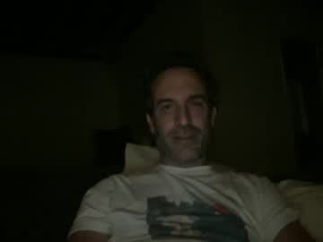 Whiskylovee Chaturbate stream image from August 19, 2025