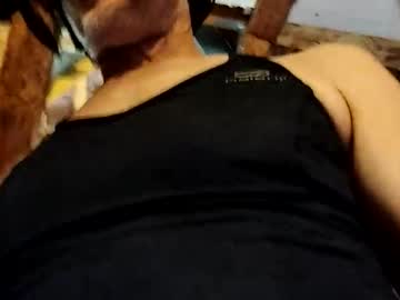 Coralie46320 Chaturbate stream image from August 19, 2025