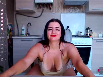 Sophiasoft Chaturbate stream image from August 19, 2025