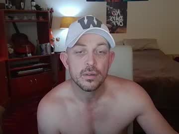 Cashalphamale Chaturbate stream image from August 19, 2025