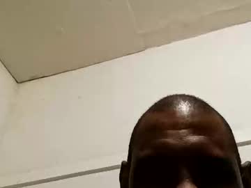 Cumsuckonme2104 Chaturbate stream image from August 19, 2025