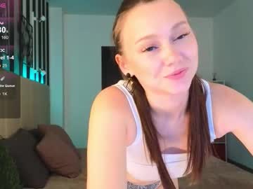 Labuubuu Chaturbate stream image from August 19, 2025