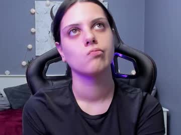 Sweetyhunt Chaturbate stream image from August 19, 2025