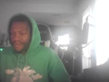 Itscurvedbanana stream image from August 19, 2025